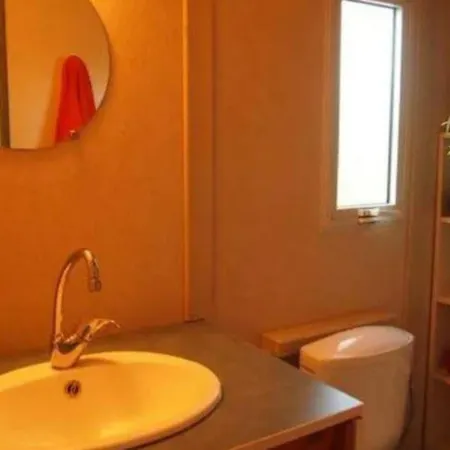 Pour 7 Avec Terrasse Et Cuisine Equipee - Api-1-52-737 אתר קמפינג אספארו-דה-ורדו